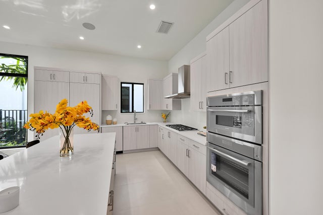 3 of 27 - 16686 Mosaic Place, Delray Beach, FL