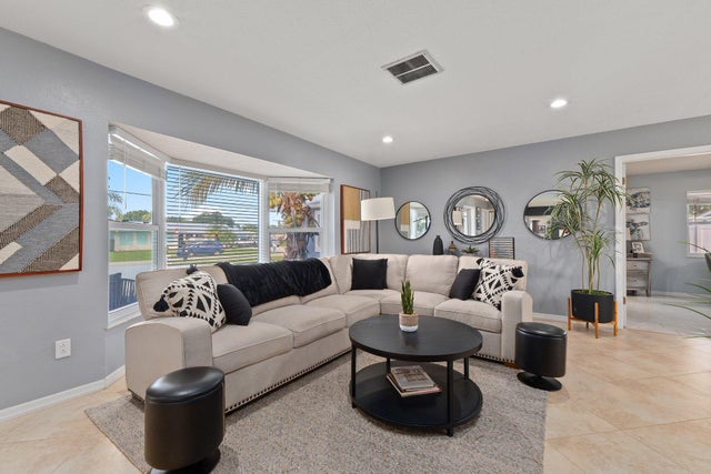 3 of 24 - 2080 Se Elmhurst Road, Port Saint Lucie, FL
