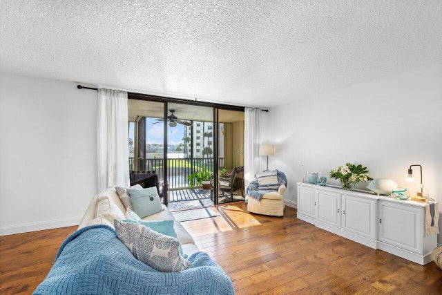 4 of 36 - 19800 Sandpointe Bay Drive #205, Jupiter, FL