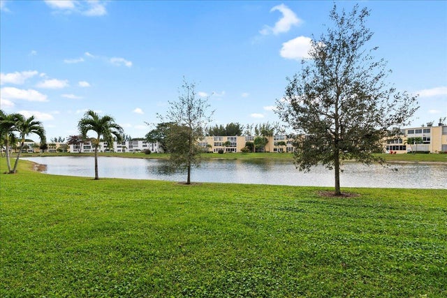 3 of 30 - 104 Wellington B, West Palm Beach, FL
