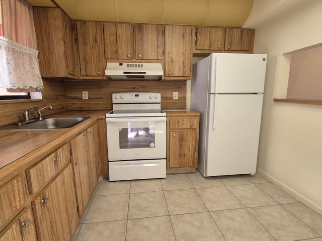 1 of 28 - 4640 Lucerne Lakes Boulevard #304, Lake Worth, FL