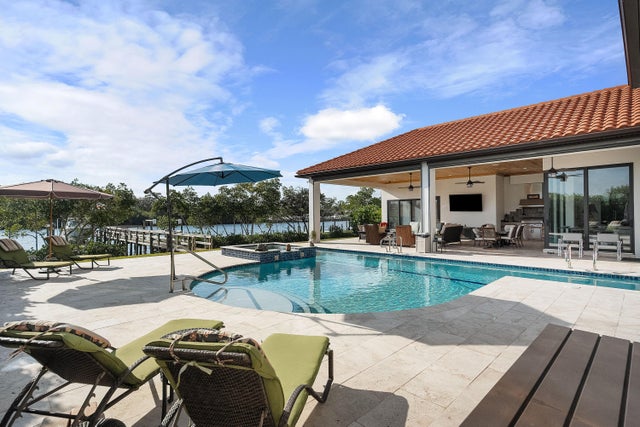 2 of 61 - 201 Se Fiore Bello, Port Saint Lucie, FL
