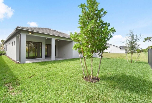 3 of 31 - 9309 Cape Honey Bee Lane #prestige 38, Lake Worth, FL