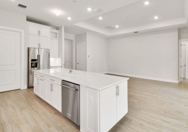 5 of 31 - 9309 Cape Honey Bee Lane #prestige 38, Lake Worth, FL