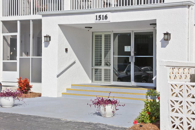 1 of 24 - 1516 S Lakeside Drive #318, Lake Worth Beach, FL