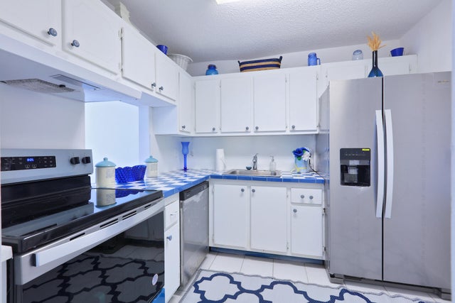5 of 24 - 1516 S Lakeside Drive #318, Lake Worth Beach, FL