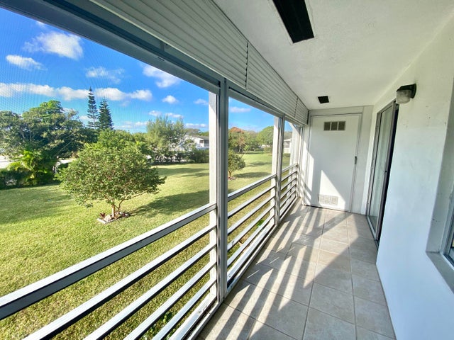 1 of 60 - 374 Markham Q, Deerfield Beach, FL