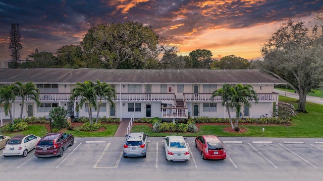 1 of 33 - 54 Newport C #54, Deerfield Beach, FL