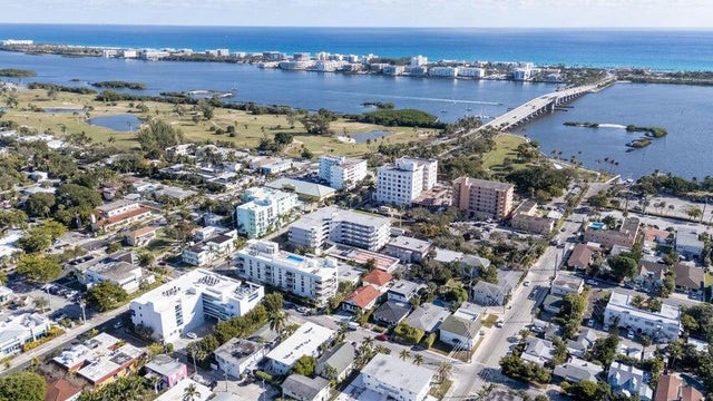 1 of 55 - 108 Lake Avenue #406, Lake Worth Beach, FL