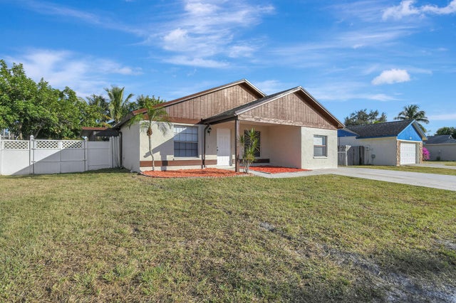 2 of 32 - 1398 Thornbank Lane, Royal Palm Beach, FL