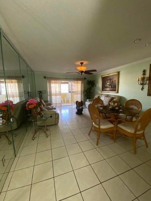 3 of 8 - 715 Lori Drive #302, Palm Springs, FL