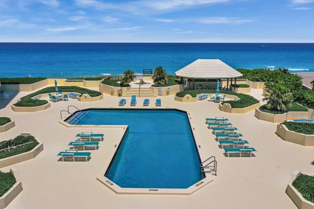 2 of 40 - 5280 N Ocean Dr #4d, Singer Island, FL