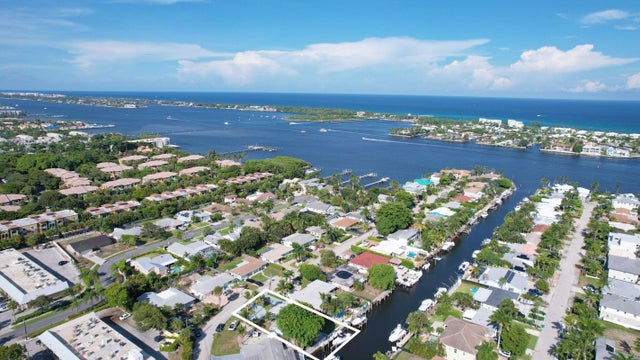 2 of 21 - 634 Ocean Inlet Dr, Boynton Beach, FL