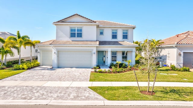 1 of 35 - 10901 Stellar Circle, Palm Beach Gardens, FL