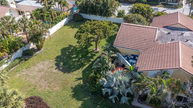 2 of 47 - 130 Seabreeze Cir #130, Jupiter, FL