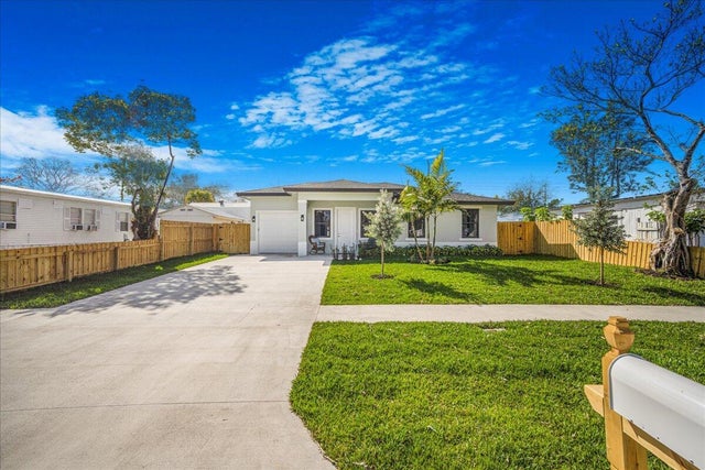 5852 Buccaneer Trail, West Palm Beach