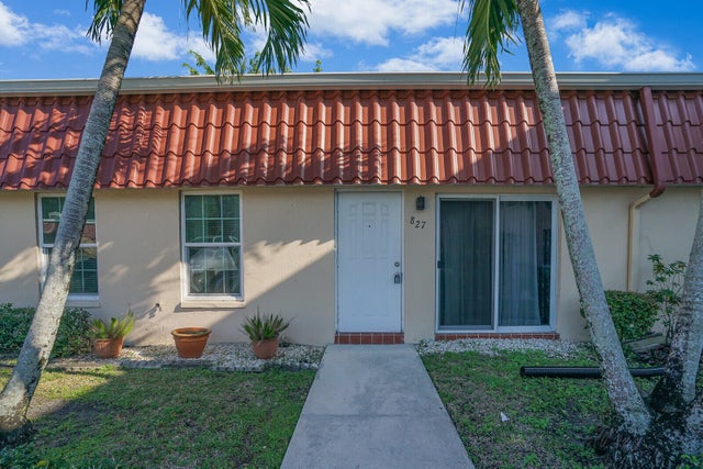 1 of 52 - 827 Salem Lane, Lake Worth, FL
