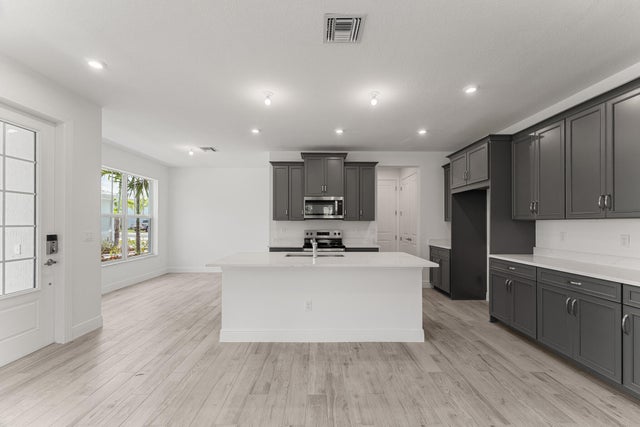 3 of 20 - 3553 Nw Solange Ct, Jensen Beach, FL