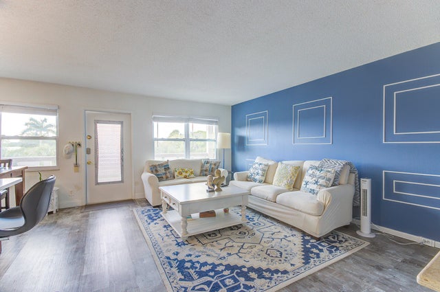 2 of 17 - 363 Wellington J, West Palm Beach, FL