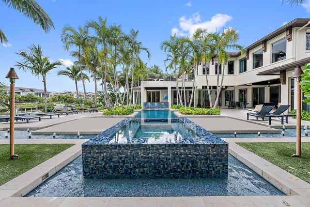 2 of 68 - 177 Commodore Dr, Jupiter, FL
