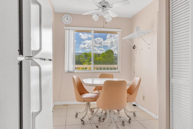 4 of 32 - 3146 Via Poinciana #315, Lake Worth, FL