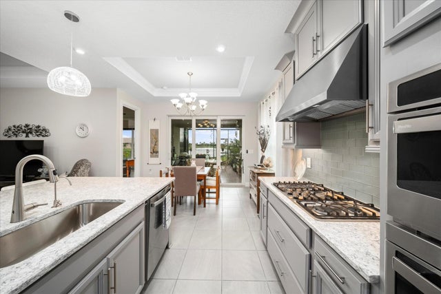 9597 Sw Royal Poinciana Drive, Port Saint Lucie