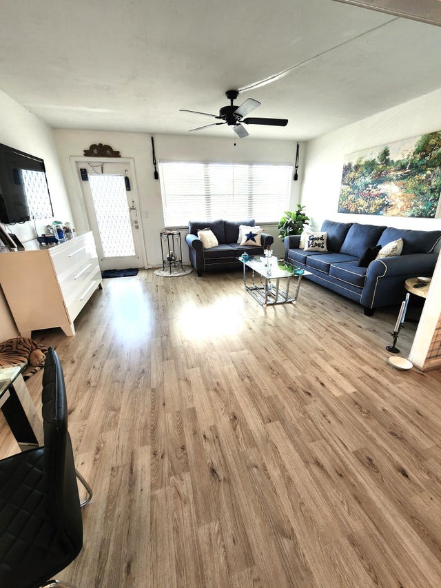 3 of 23 - 2020 Durham A, Deerfield Beach, FL