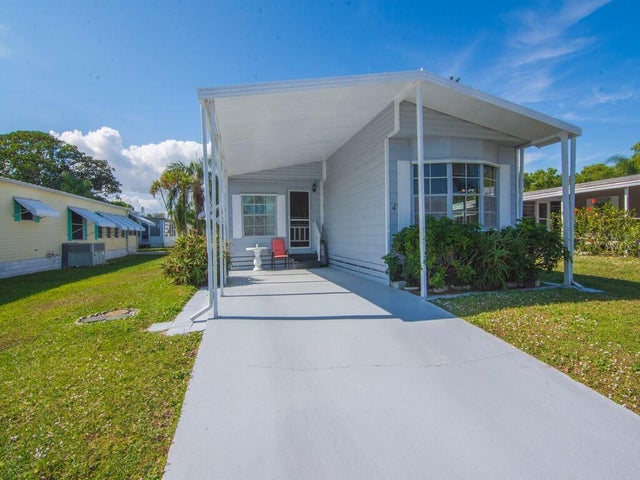 1 of 36 - 4 Oliva Road, Port Saint Lucie, FL