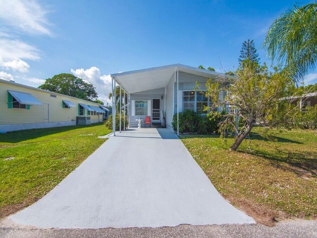 3 of 36 - 4 Oliva Road, Port Saint Lucie, FL