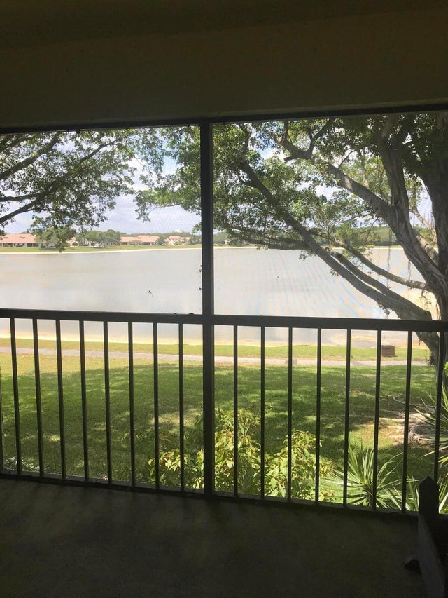 4 of 14 - 2900 Olivewood Terrace #2060, Boca Raton, FL