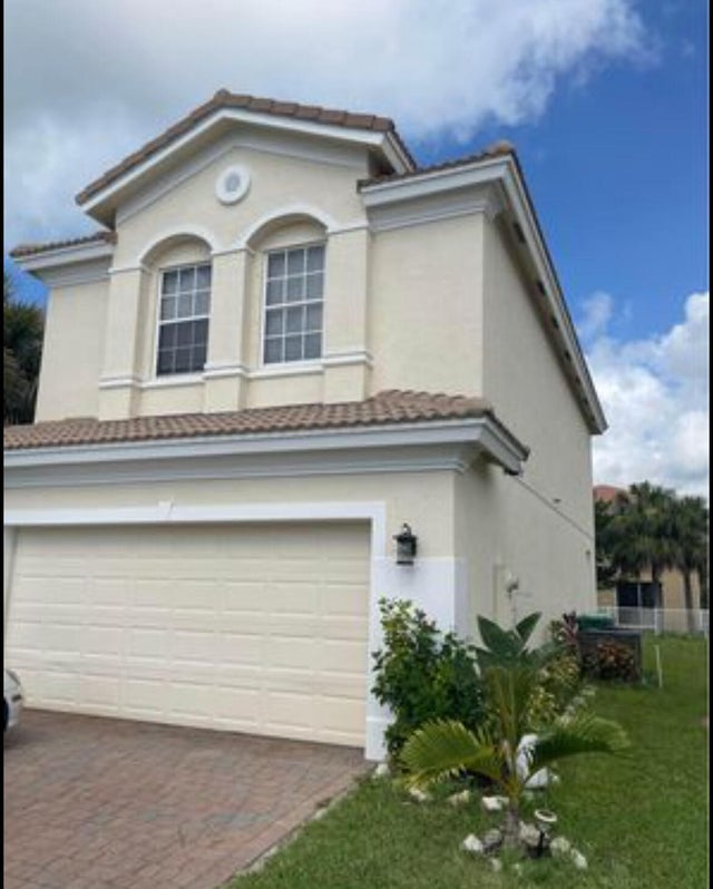 3 of 31 - 730 Nw Leonardo Circle, Port Saint Lucie, FL