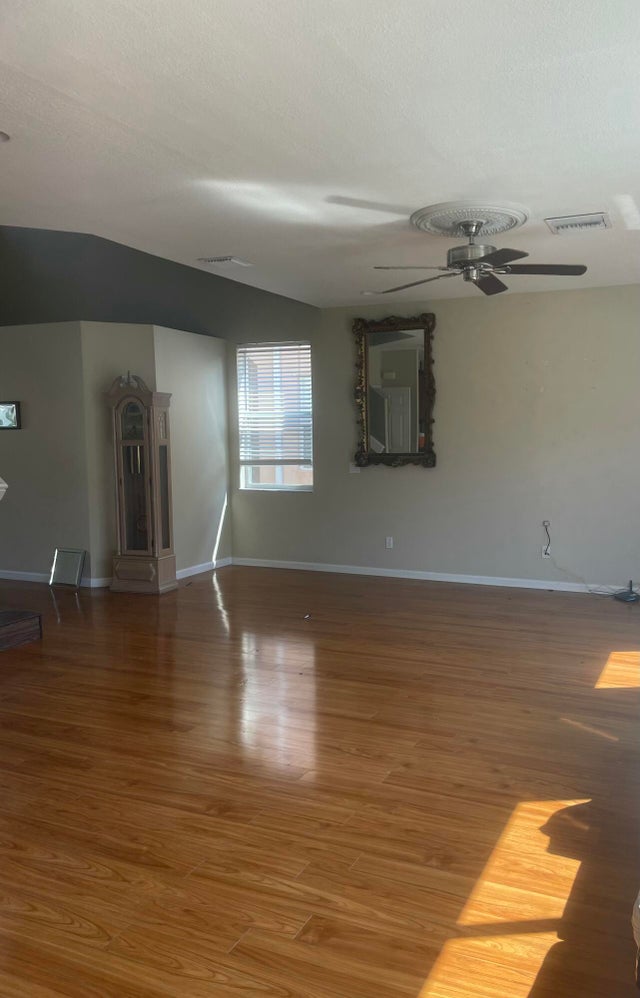 5 of 31 - 730 Nw Leonardo Circle, Port Saint Lucie, FL