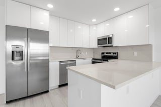 Photo of Listing #RX-11060842