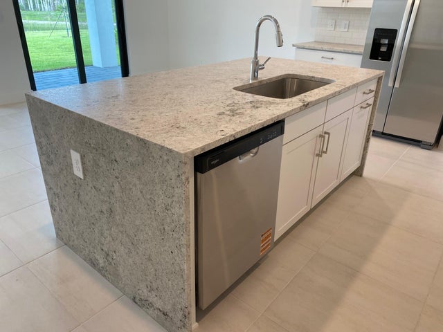 4 of 18 - 6821 Se Park Trace Drive, Stuart, FL