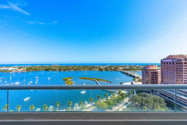 4 of 52 - 529 S Flagler Drive #24g, West Palm Beach, FL