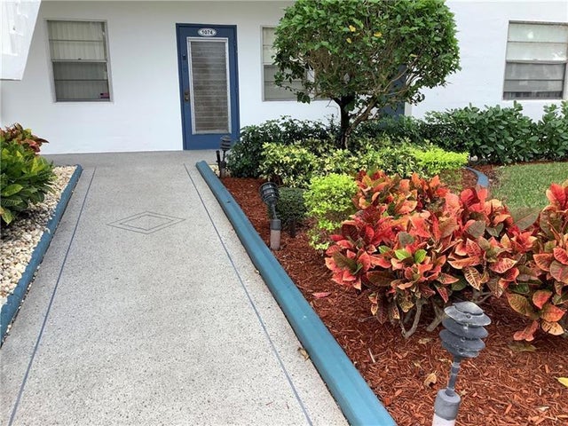 2 of 22 - 2078 Exeter E, Boca Raton, FL