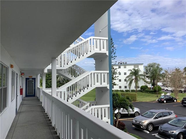 3 of 22 - 2078 Exeter E, Boca Raton, FL
