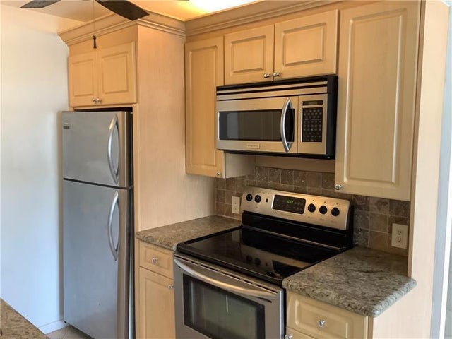 4 of 22 - 2078 Exeter E, Boca Raton, FL