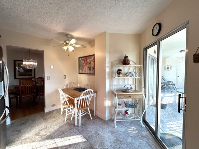 5 of 42 - 3951 Via Poinciana #412, Lake Worth, FL