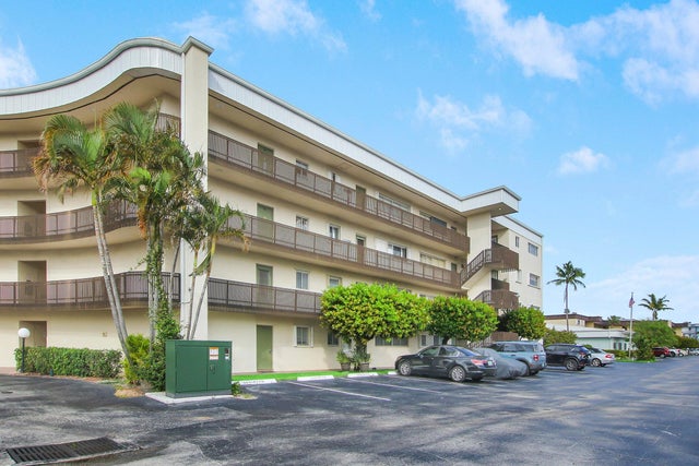 2 of 14 - 300 Waterway Drive S #407, Lantana, FL