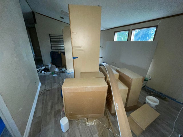 4 of 8 - 170 Apple Av, Pahokee, FL