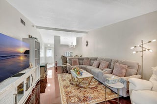 Photo of Listing #RX-11061529