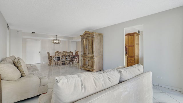 4 of 60 - 230 174th Street #308, Sunny Isles Beach, FL