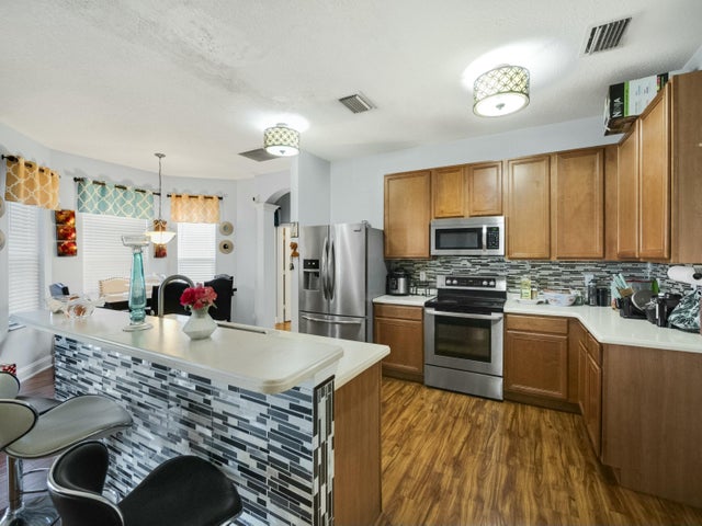 3 of 20 - 2577 Sw Savage Boulevard, Port Saint Lucie, FL