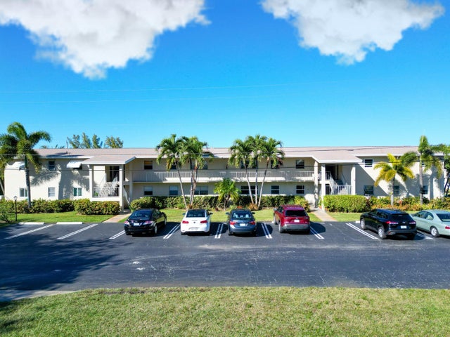 2 of 32 - 301 Circle Drive S #103, Boynton Beach, FL