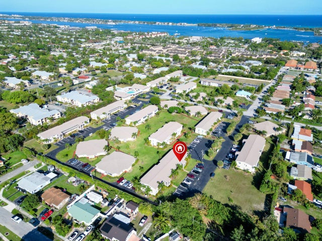 4 of 32 - 301 Circle Drive S #103, Boynton Beach, FL