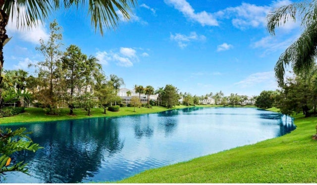 2 of 4 - 156 Santa Barbara Way, Palm Beach Gardens, FL
