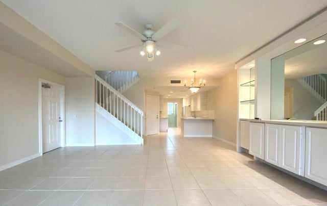 2 of 3 - 471 Capistrano Drive, Palm Beach Gardens, FL