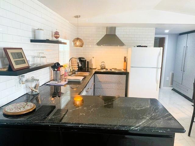5 of 40 - 267 Nightingale Av, Fort Pierce, FL