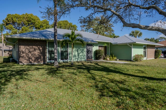 3 of 10 - 2995 Se Glasgow Drive, Stuart, FL